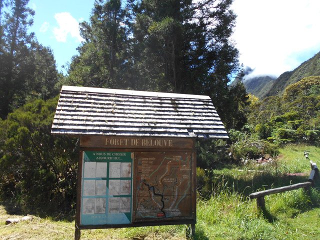 Repérer les sentiers de la région avent de faire demi-tour