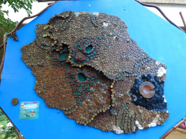 Une carte originale presque sous le pont Vinh San