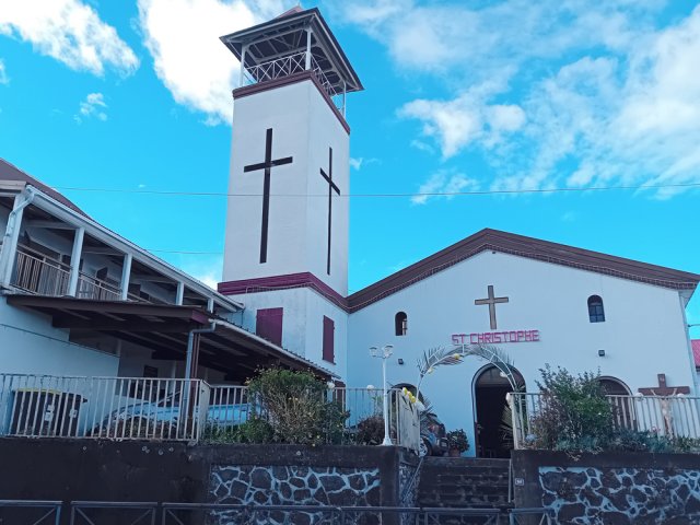 L'église Notre-Dame de la Paix à Saint-Christophe