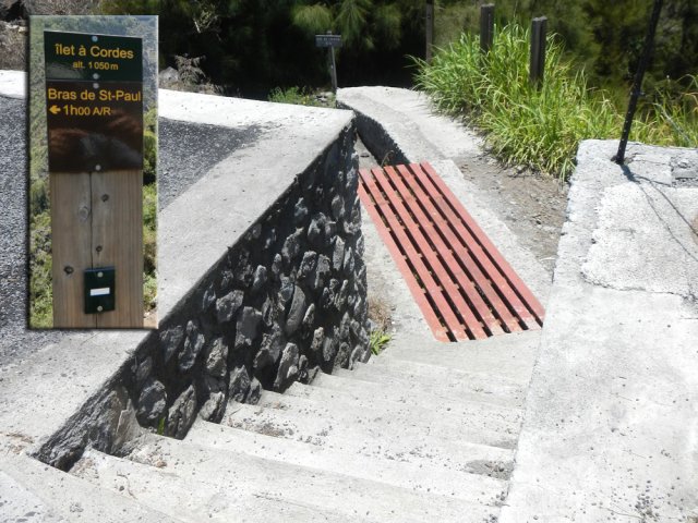 L'escalier, début du sentier vers le Bras de Saint-Paul