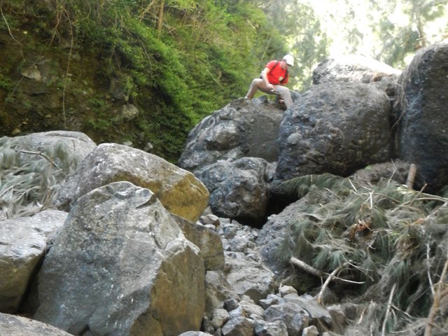 Il faut parfois sauter de rocher en rocher