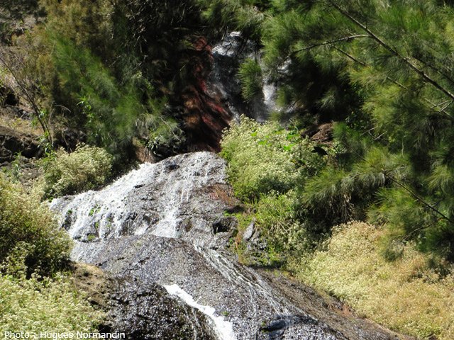 Cette belle chute est bien connue des canyoneurs