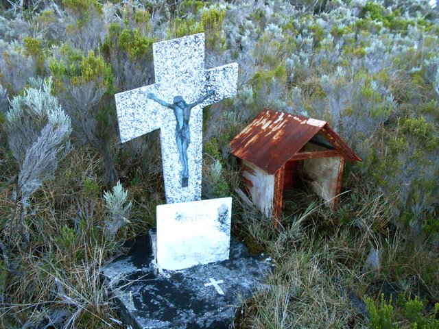 Il n'y a guère de coins perdus dans l'île qui ne propose pas d'oratoire