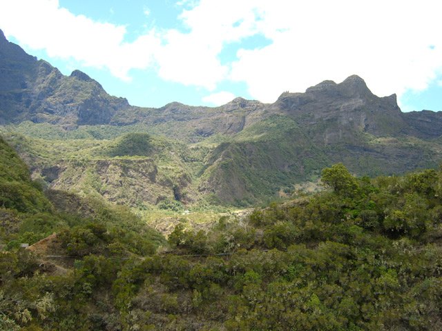 La Crête des Salazes et le Plateau de Kerval