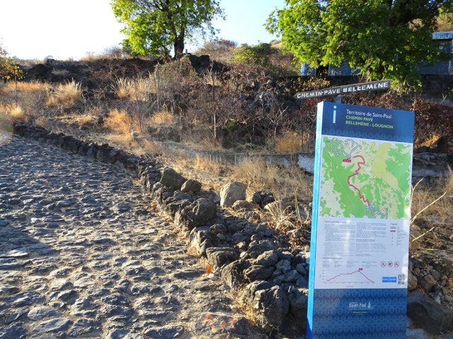 Les premiers mètres du Chemin Lougnon