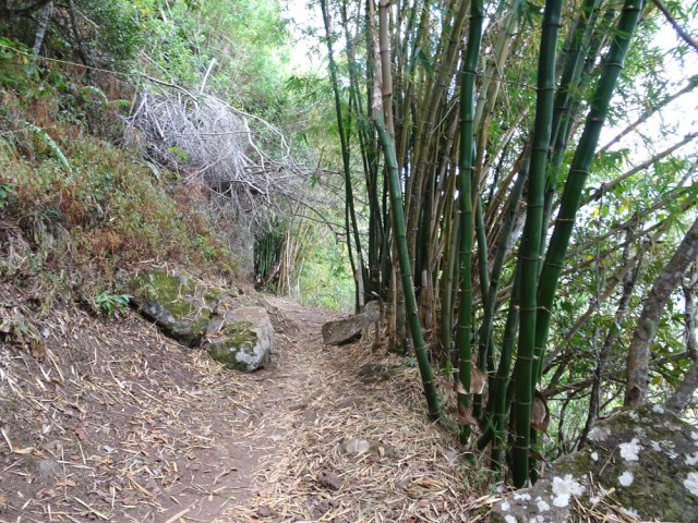La jonction s'effectue en faible montée