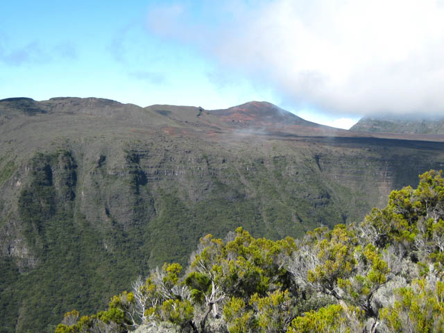 Le Fond de la Rivière de l'Est et panorama sur le Chisny