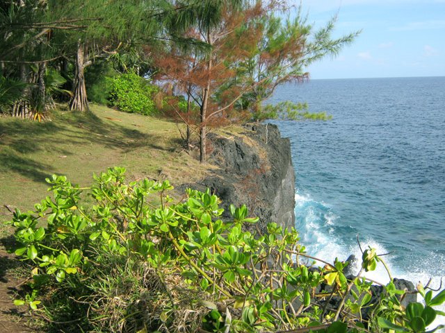 Ne pas hésiter à marcher au plus près de la falaise