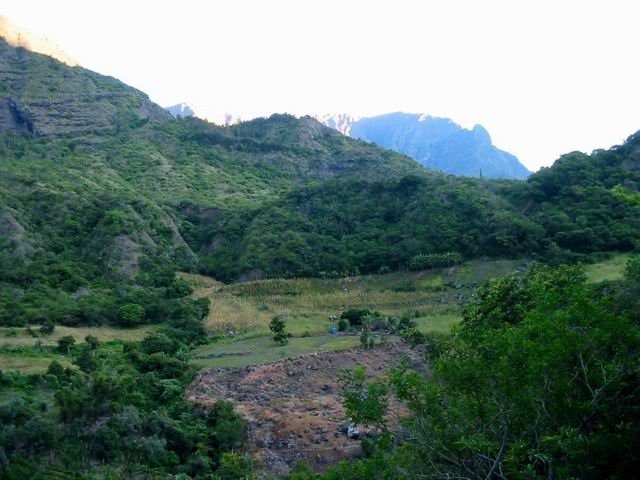 Le Parc à Dennemont depuis le sentier Burel