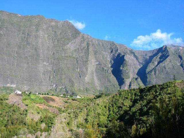 Arrivée à L'Ilet à Cordes sous le Petit Bénare