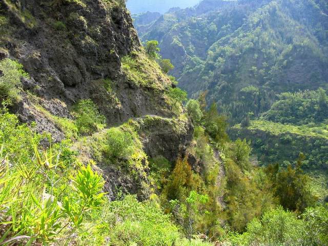 Le sentier vers l'Ilet Haut