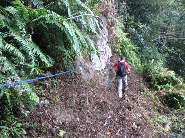 Un éboulis sans danger est tout de même protégé pour une sécurité maximale
