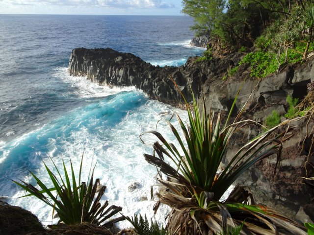 Vue sur le Quai de Tigo, dangereux d'accès