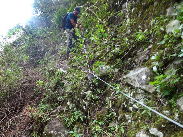 Premiers passages glissants vers la Ravine des Orangers