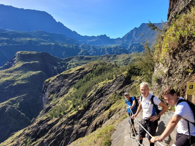 Arrivée à la Brèche pour de beaux panoramas sur le nord du cirque