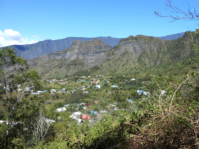 L'arrivée proche de Palmiste Rouge, à mi-parcours