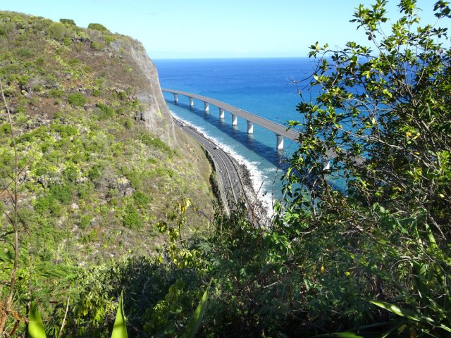 Nouvelles vues du viaduc en arrivant à la Grande Ravine