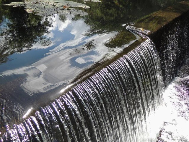 Faire demi-tour à l'écluse