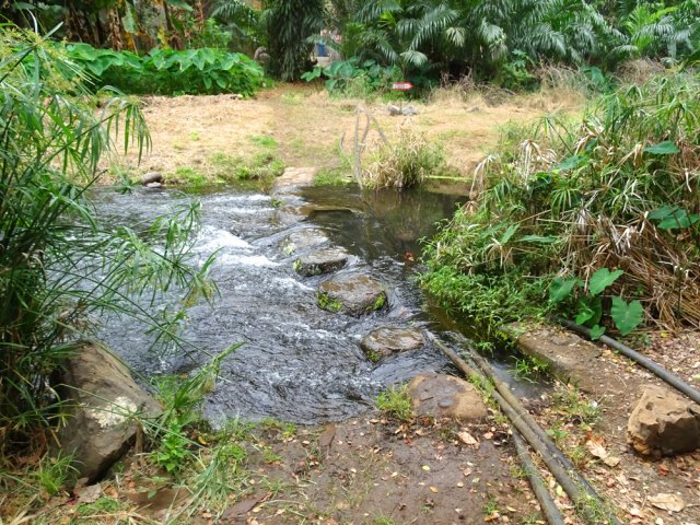 L'autre gué, plus humide, est glissant
