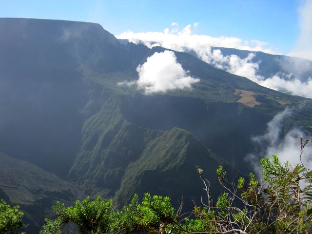 Panoramas nombreux sur le Morne Langevin