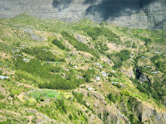 Point de vue sur Roche Plate depuis le sommet
