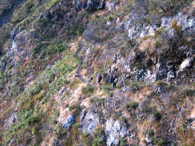 Une des rares portions plates du sentier vers Roche Plate