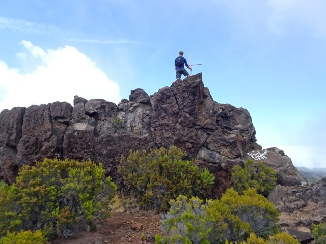 Arrivée au dyke au pied du Piton Rouge