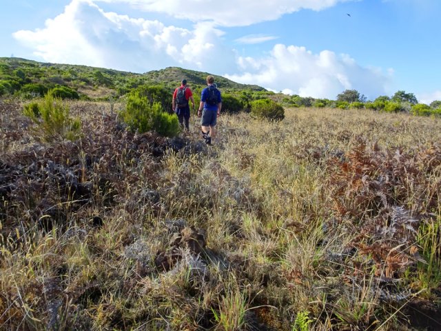 Repérer le petit cairn à 2000 m pour partir vers le Piton Vera