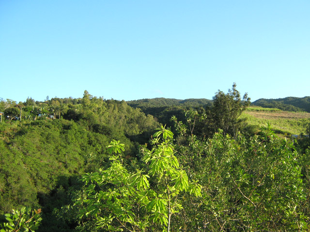 Une idée du terrain à traverser depuis la route