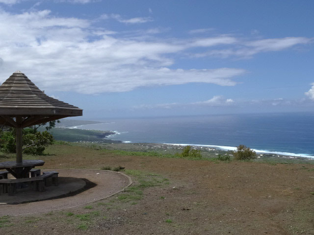 Superbe panorama sur l'Océan depuis le point de vue de l'aire de pique-nique
