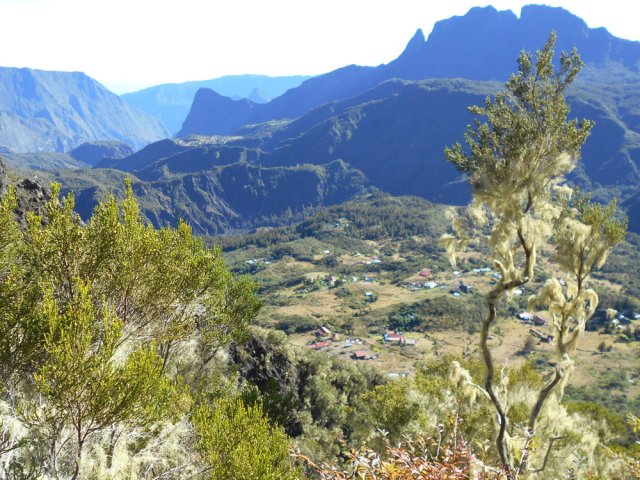 On domine également la totalité de l'Îlet de Marla