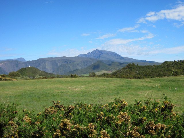 Vastes prairies donnant sur de très larges panoramas