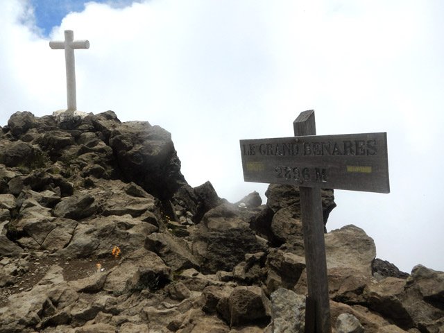 La croix caractéristique du Grand Bénare