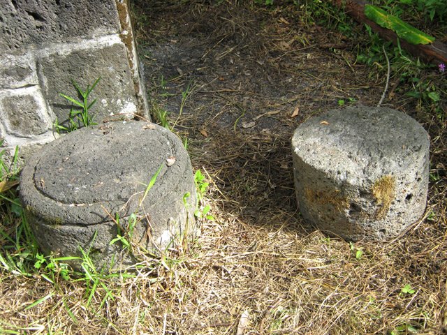 Quelques vestiges près de l'îlet à Guillaume