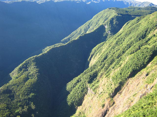 L'arête de la descente vers l'Îlet à Guillaume