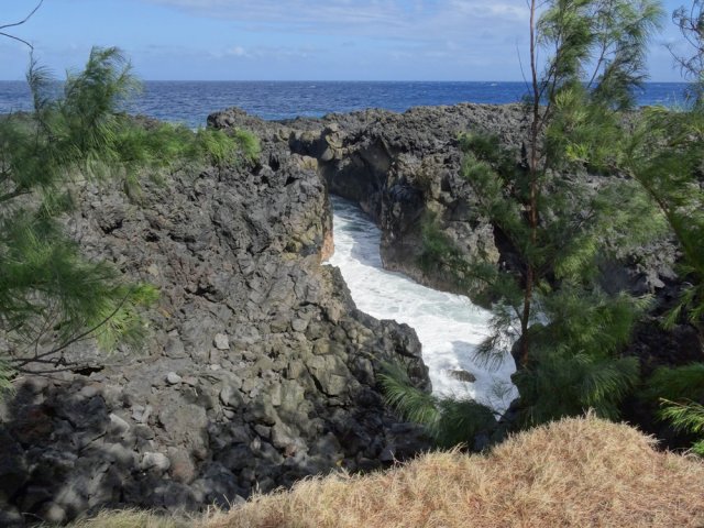 Le Gouffre de l'Etang Salé aux abords dangereux