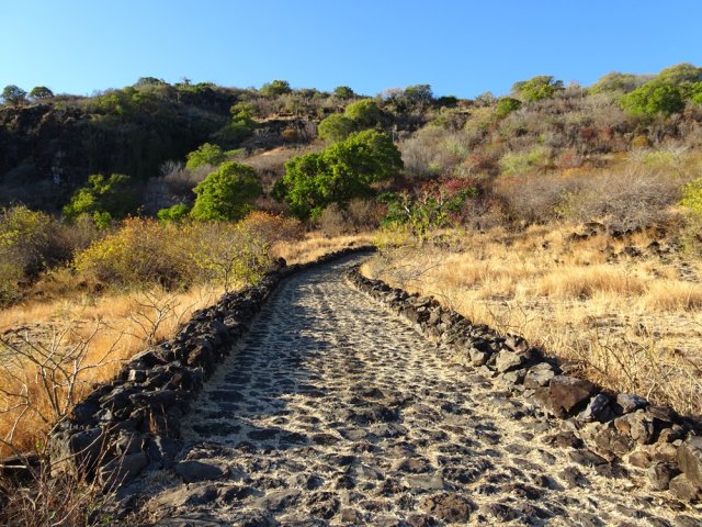 Début de la montée du Chemin Lougnon, de très belle qualité