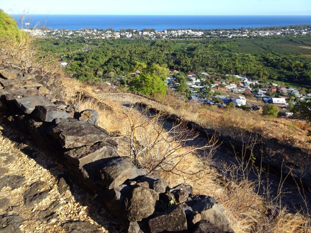 Plusieurs lacets facilitent la montée