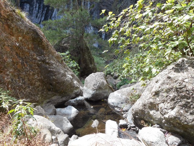 Petite visite aux bassins de la Ravine des Calumets avant de prendre le sentier à gauche
