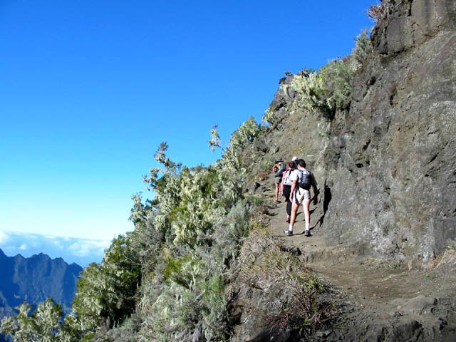 La montée au Taïbit, ici un peu vertigineuse.