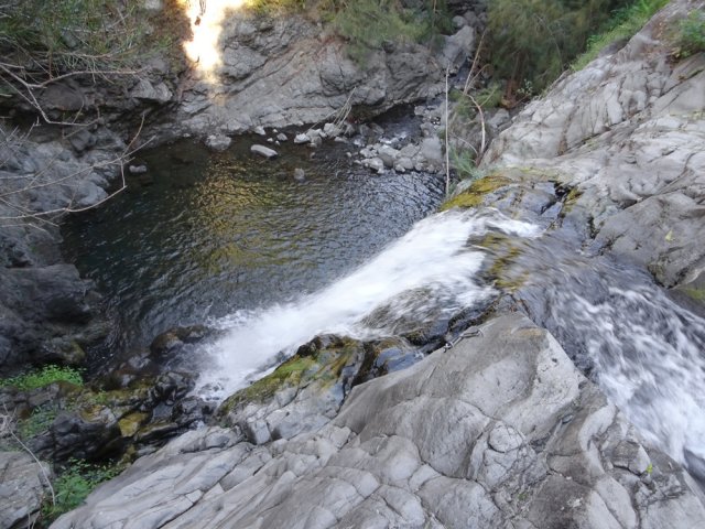 Une des dernières chutes du Bras des Etangs avant d'arriver au Bras Rouge