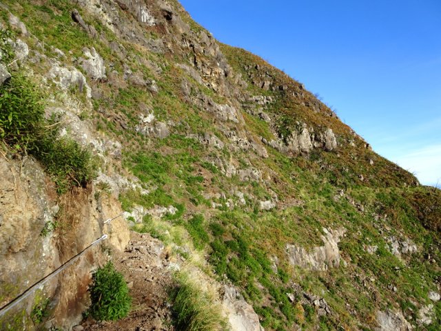 Une seule partie plate durant la descente. Les câbles peuvent rassurer.