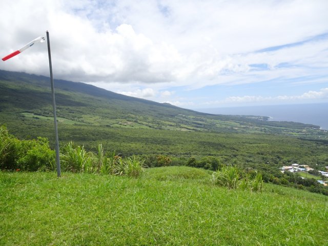 Petit détour par le point de vue de l'aire de décollage des parapentes
