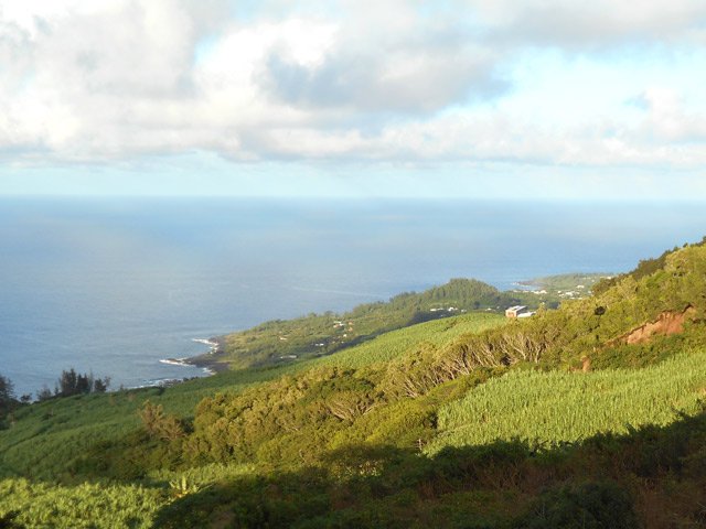 Superbes panoramas sur l'océan, ici vers Vincendo