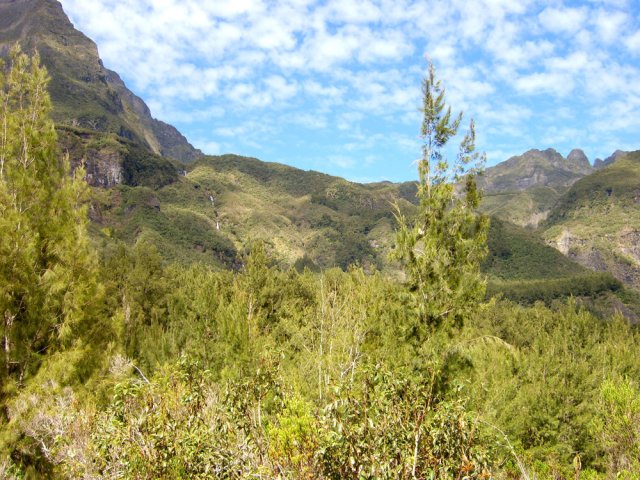 Points de vue sur le Morne de Fourche et quelques cascades
