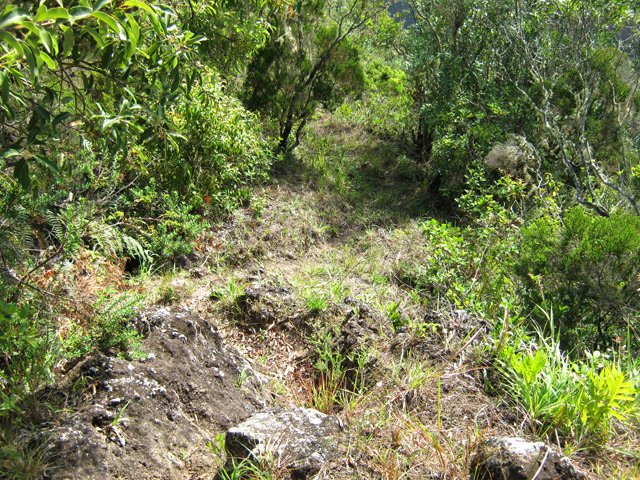 Une autre portion rocheuse de la montée vers la Plaine d'Affouches