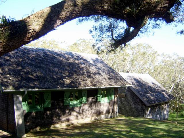 L'arrivée au Gîte de la Plaine des Chicots ou Gîte de la Roche Ecrite