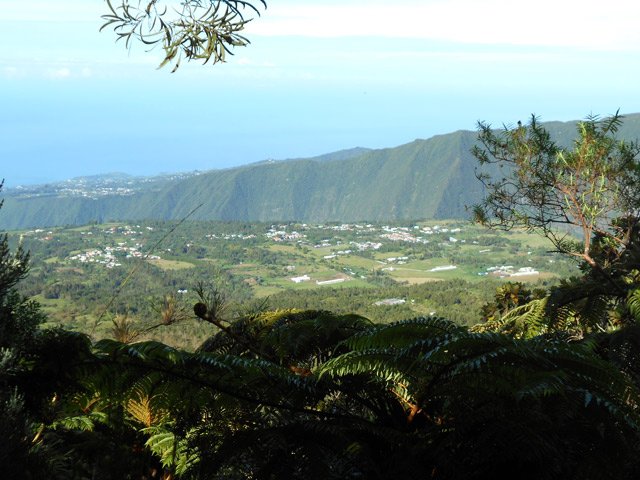 Même panorama un peu plus loin