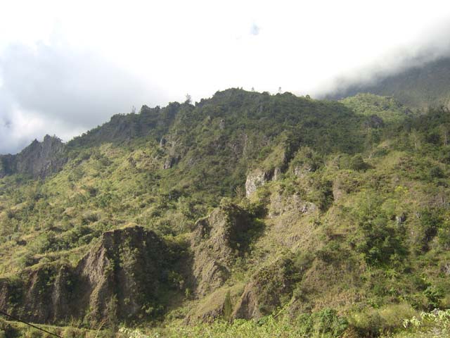 Le Piton Gros Galet vu depuis l'Îlet à Calebasse