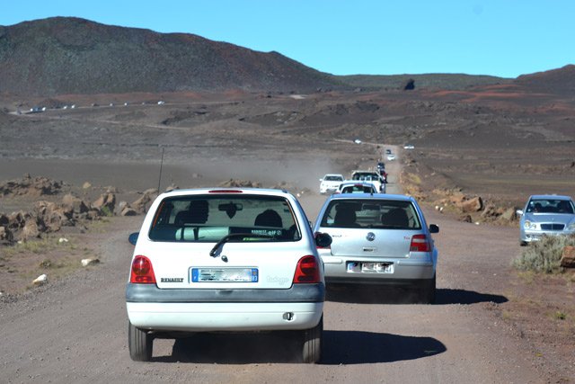 Une visite lors d'une éruption prend autant de temps motorisé qu'à pied
